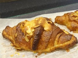 Croissant amande