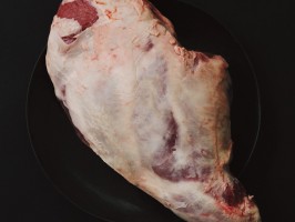 GIGOT D'AGNEAU -  – poids  en tranches 200gr