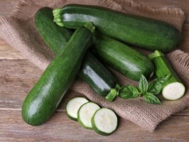 Courgettes vertes 1 Kg