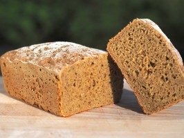 PAIN D'ENGRAIN "PETIT ÉPEAUTRE" SANS GRAINES AU DESSUS – 450G